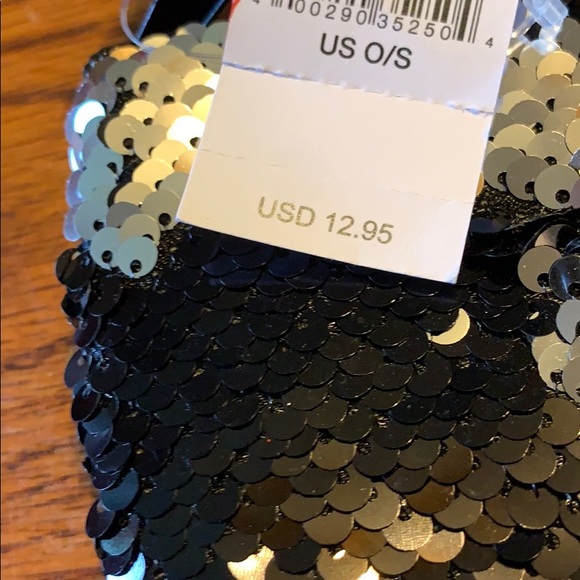 NWT AE make up bag with reversible sequins - Picture 3 of 5